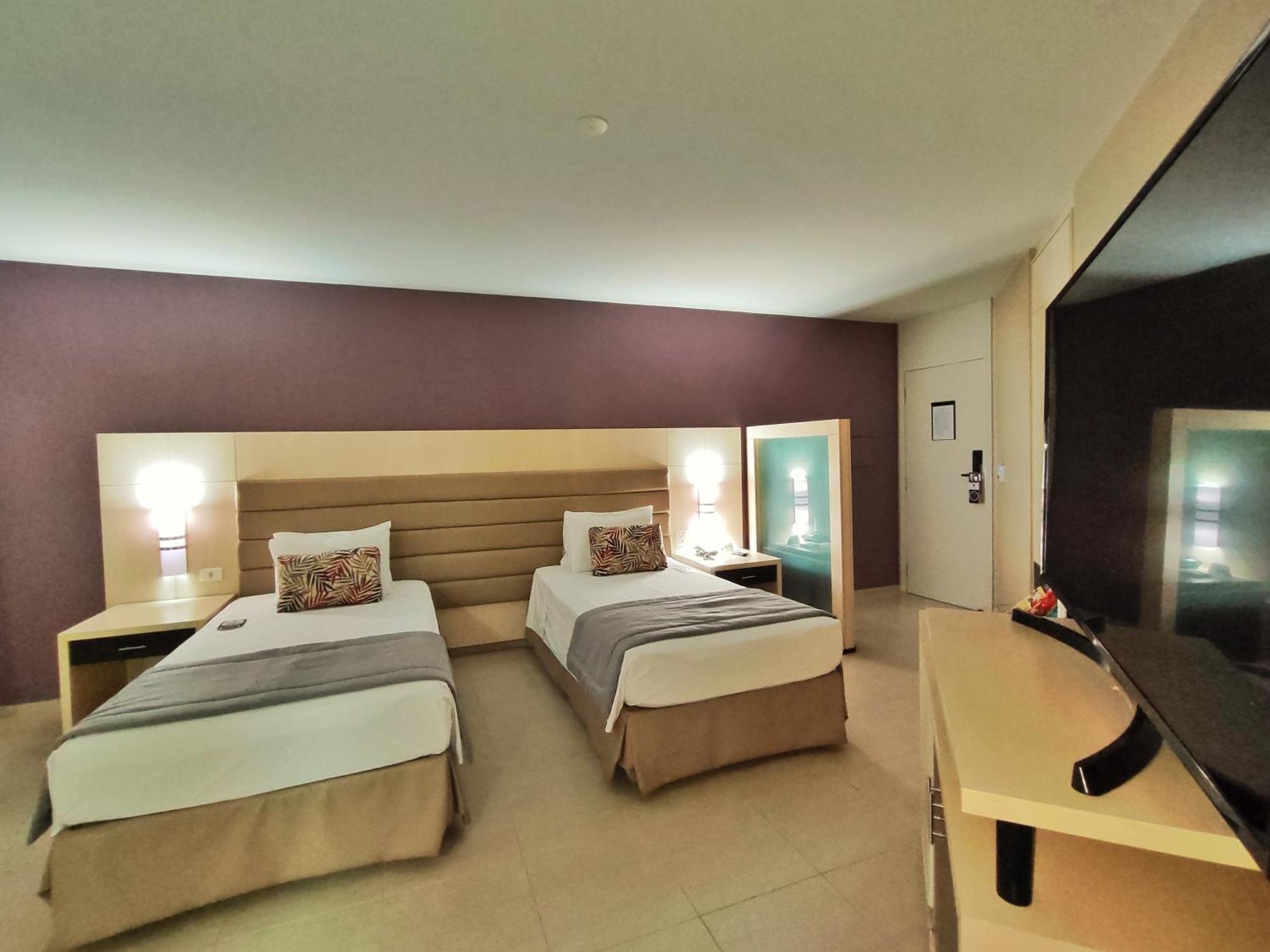 Hotel Metrópole Maringá Kültér fotó