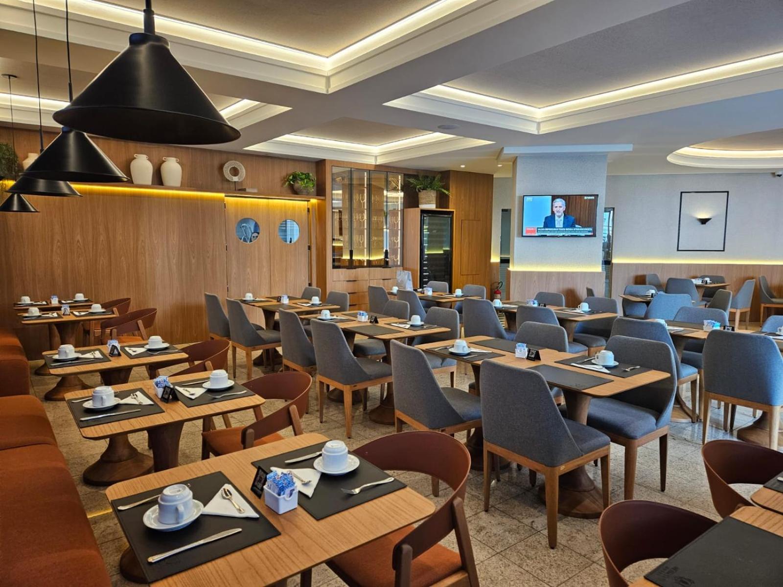 Hotel Metrópole Maringá Kültér fotó